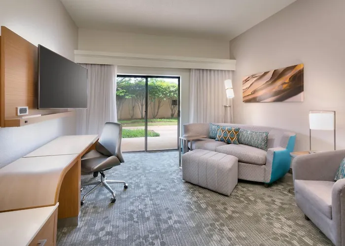 Courtyard By Marriott Oklahoma City Northwest