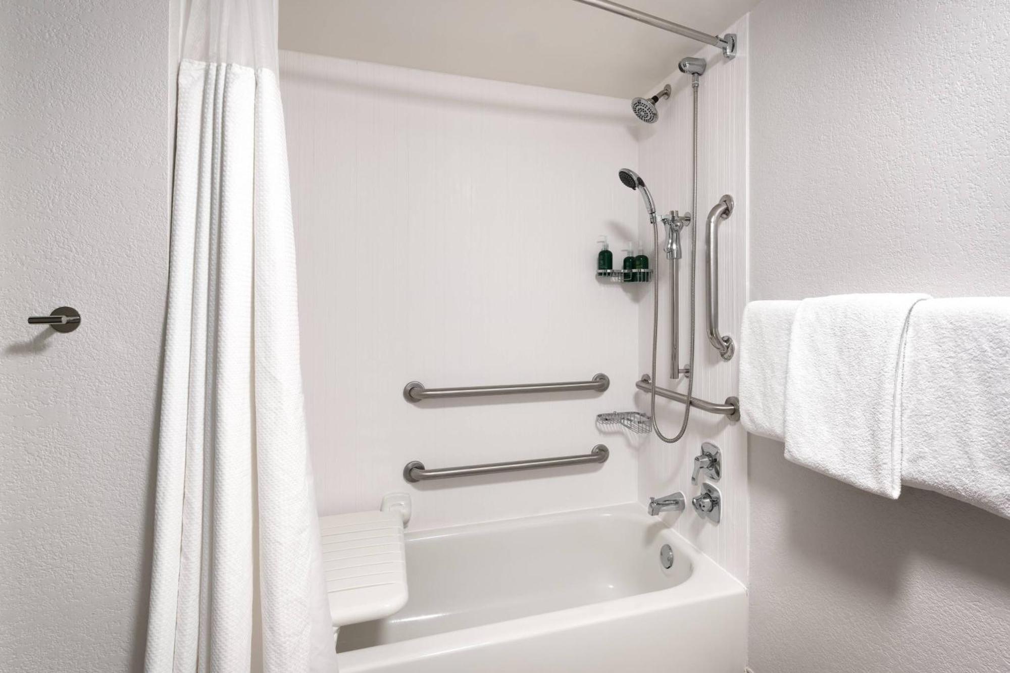 Hotel Courtyard By Marriott Northwest 3*