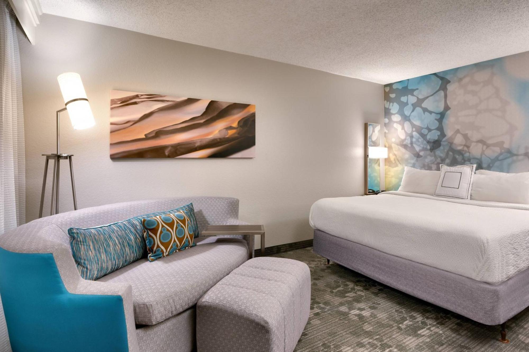 Courtyard By Marriott Northwest