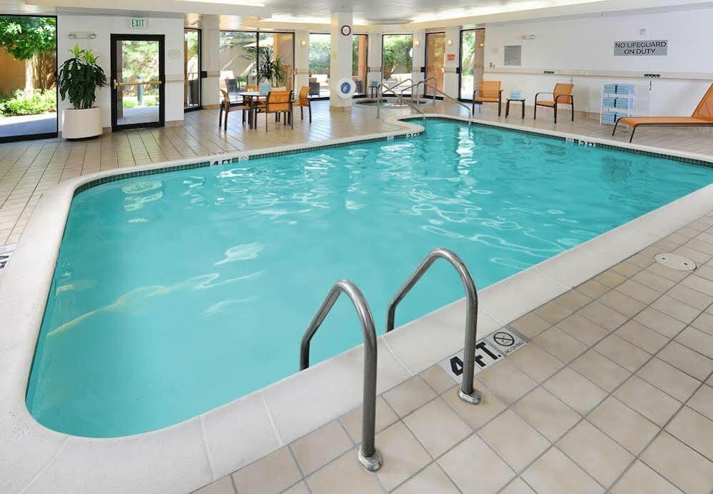 Hotel Courtyard By Marriott Northwest