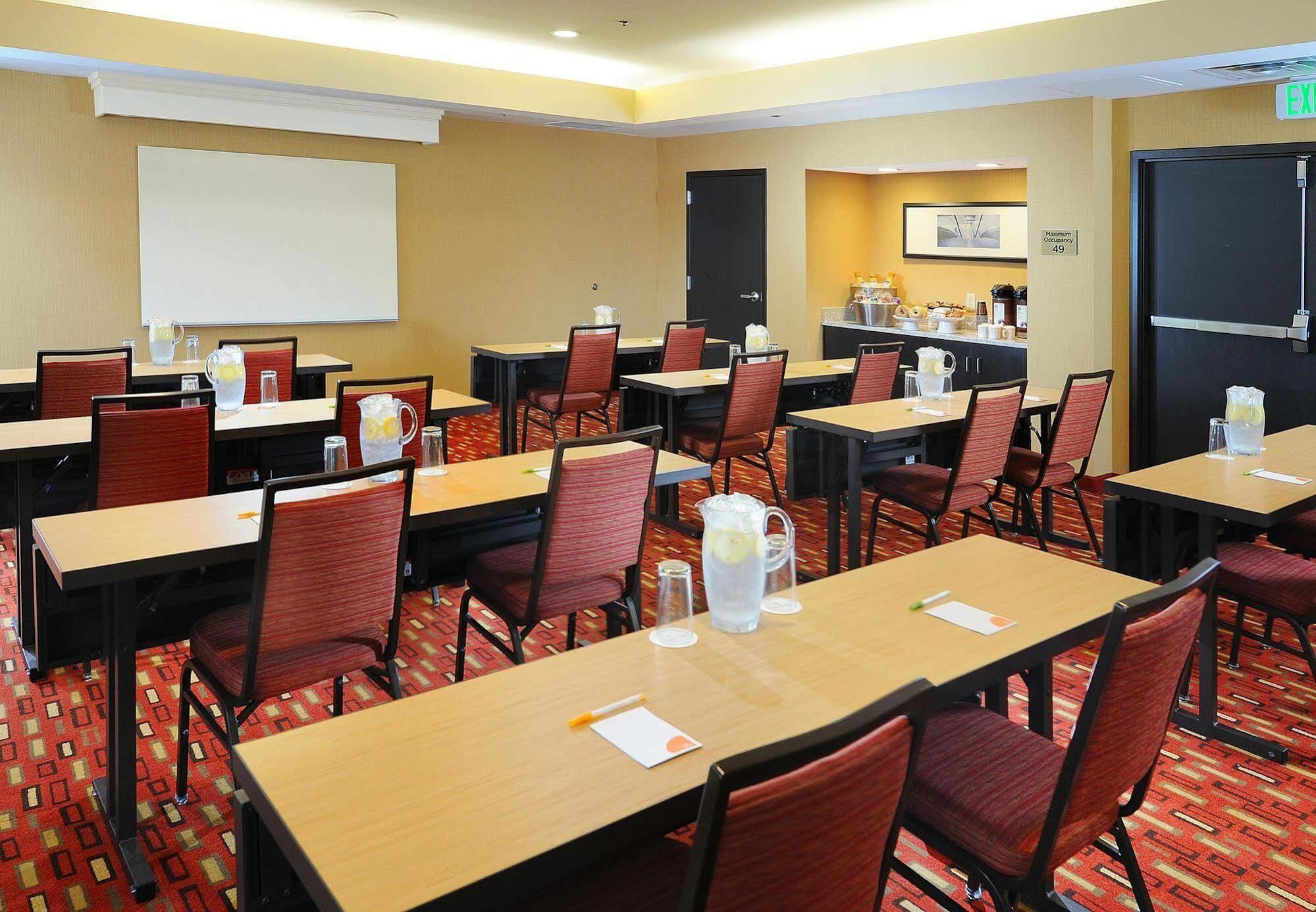 Courtyard By Marriott Northwest Hotel Oklahoma Stadt