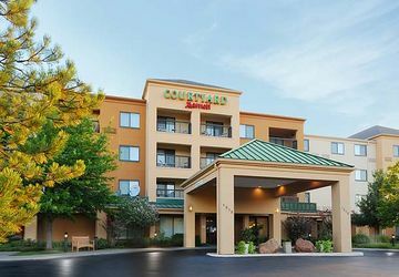 Courtyard By Marriott Northwest Hotel